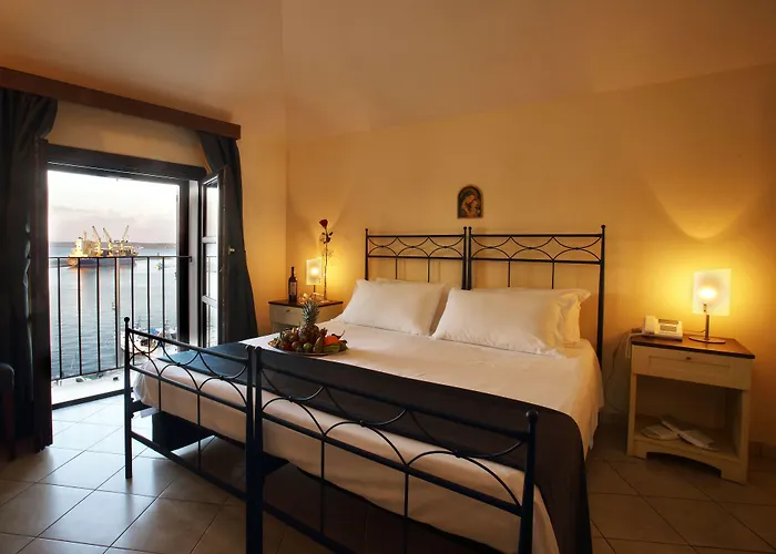 Al Pescatore & Restaurant Готель