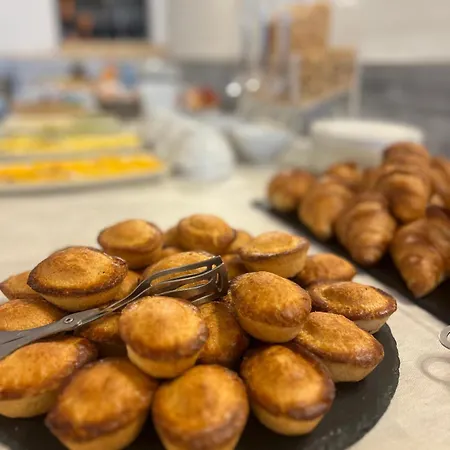 Al Pescatore & Restaurant 4*