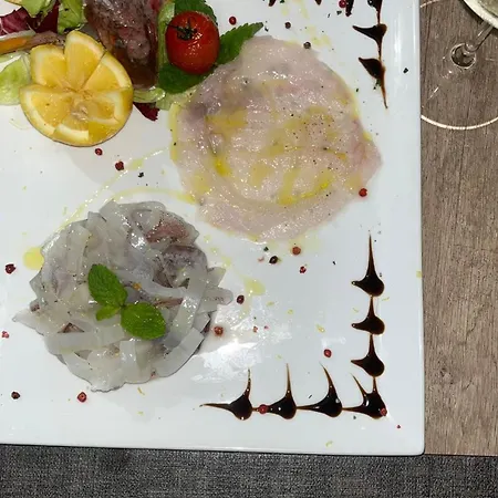 Al Pescatore & Restaurant Hotel 4*